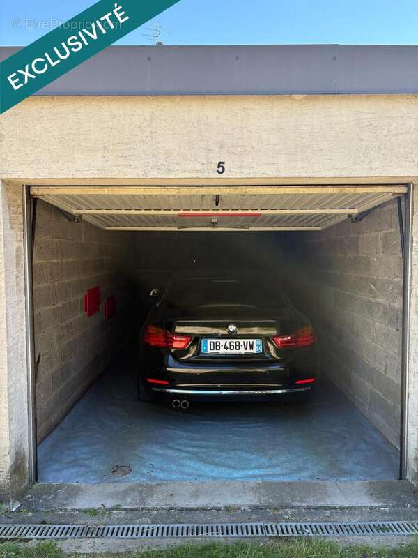 Photo 2 - Parking à VILLERS-LES-NANCY