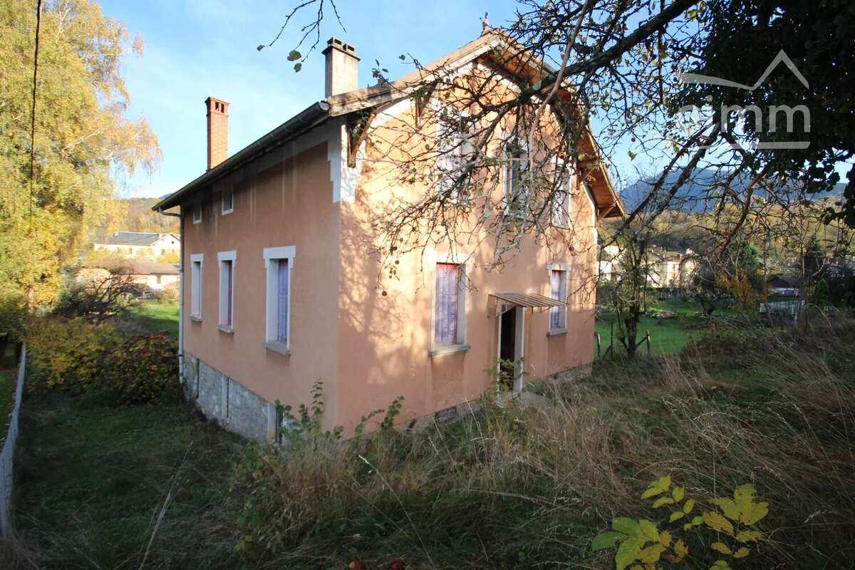 Maison à LA ROCHETTE