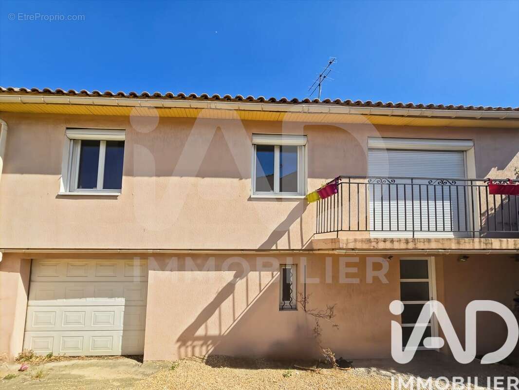 Photo 2 - Maison à NIMES