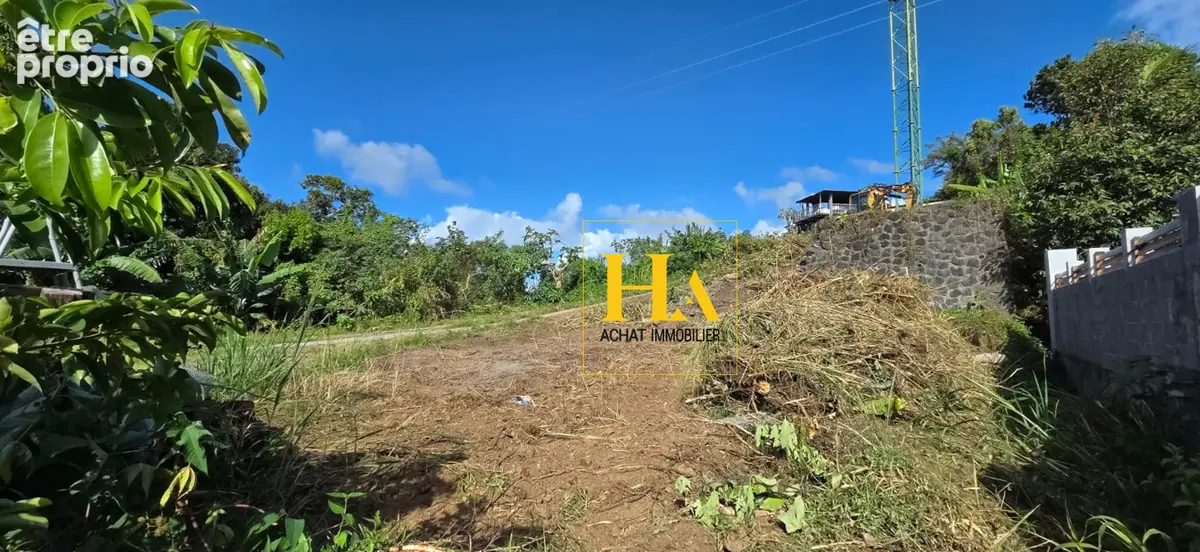 Terrain constructible 450 m² Sainte-Anne, secteur Chemin du Cap - photo 2