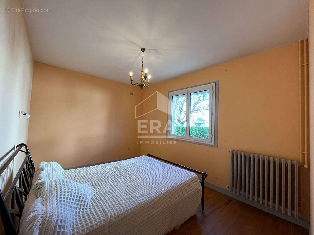 Maison à VIC-EN-BIGORRE