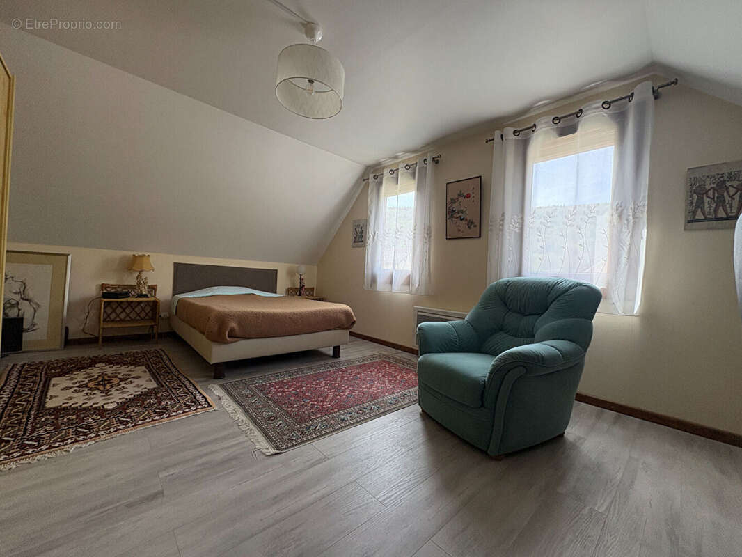 Maison à NEUCHATEL-URTIERE