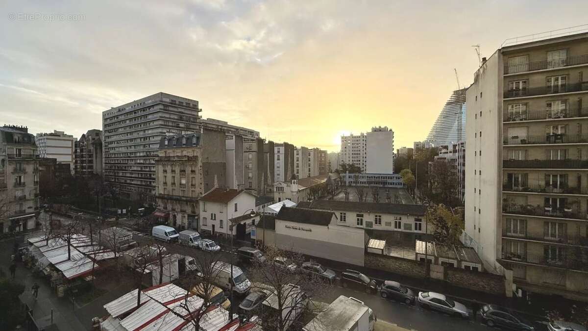 Appartement à PARIS-15E