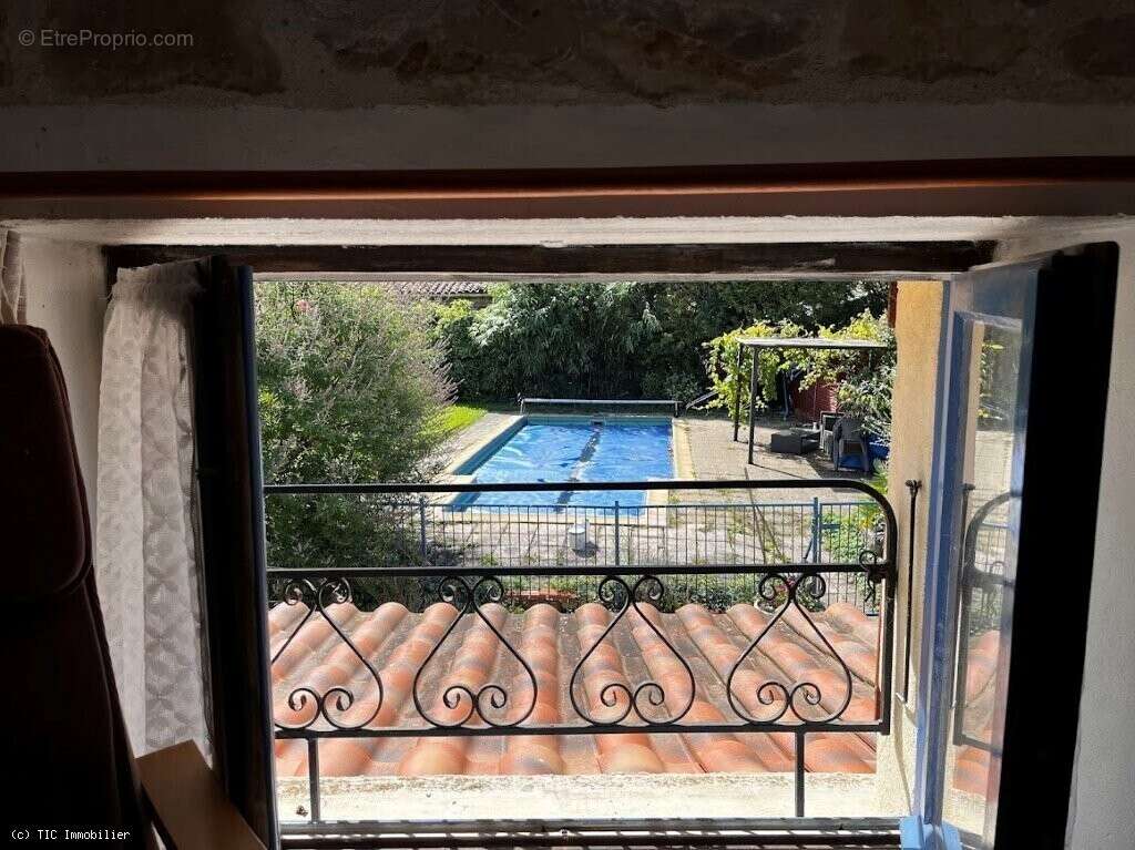 Maison à NANTEUIL-EN-VALLEE