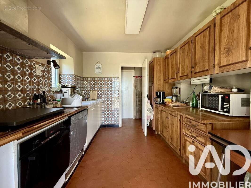 Maison 166 m² à Quins  - photo 7