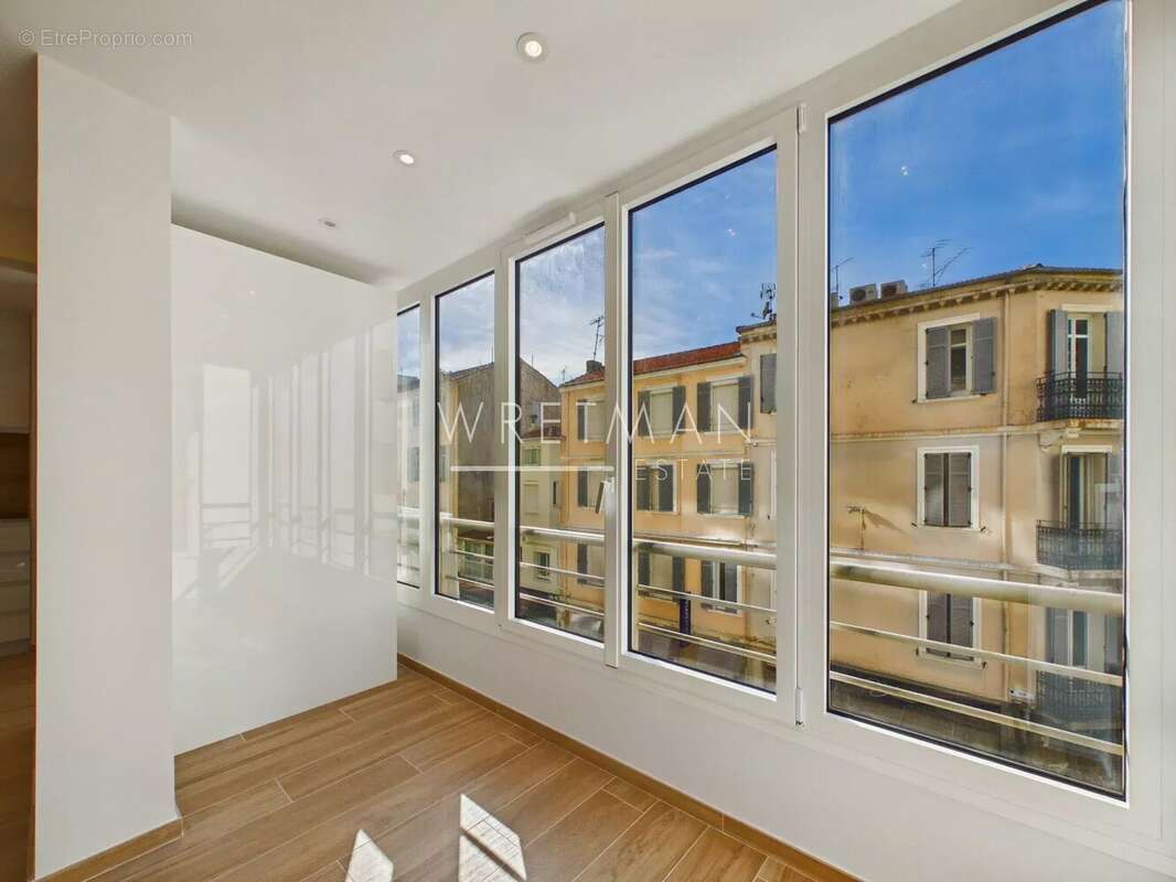 Appartement à CANNES