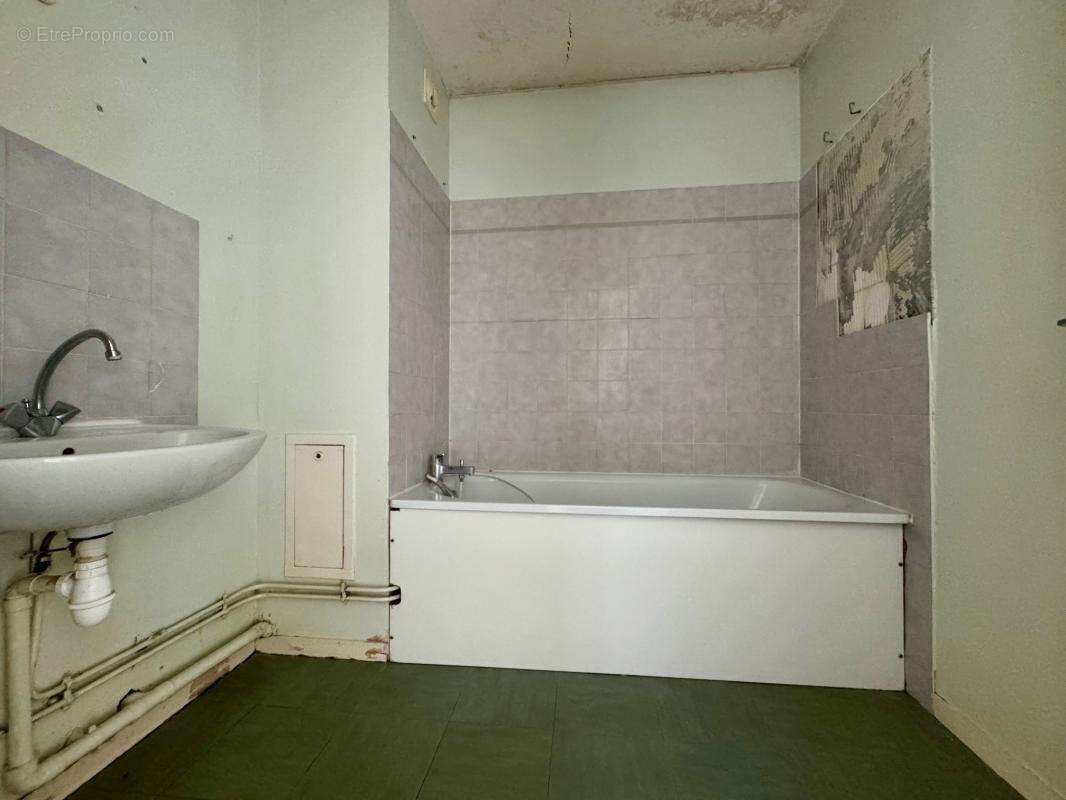 Appartement à VILLEFONTAINE