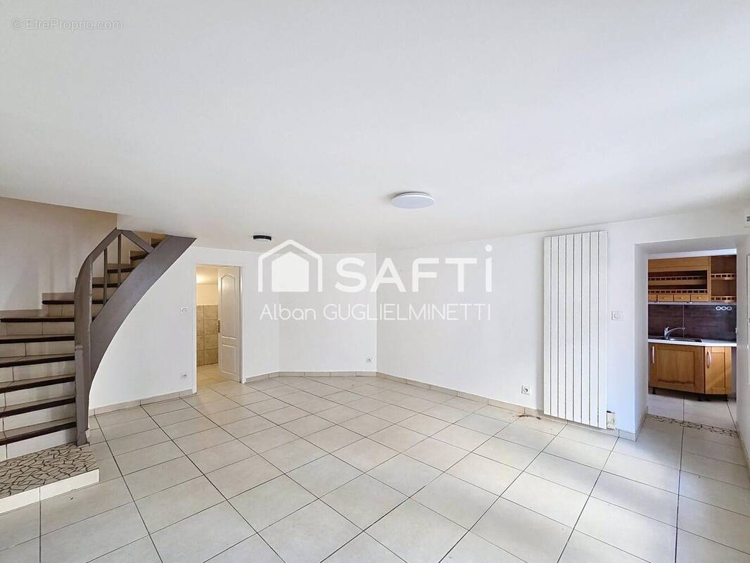 Photo 1 - Appartement à VARCES-ALLIERES-ET-RISSET