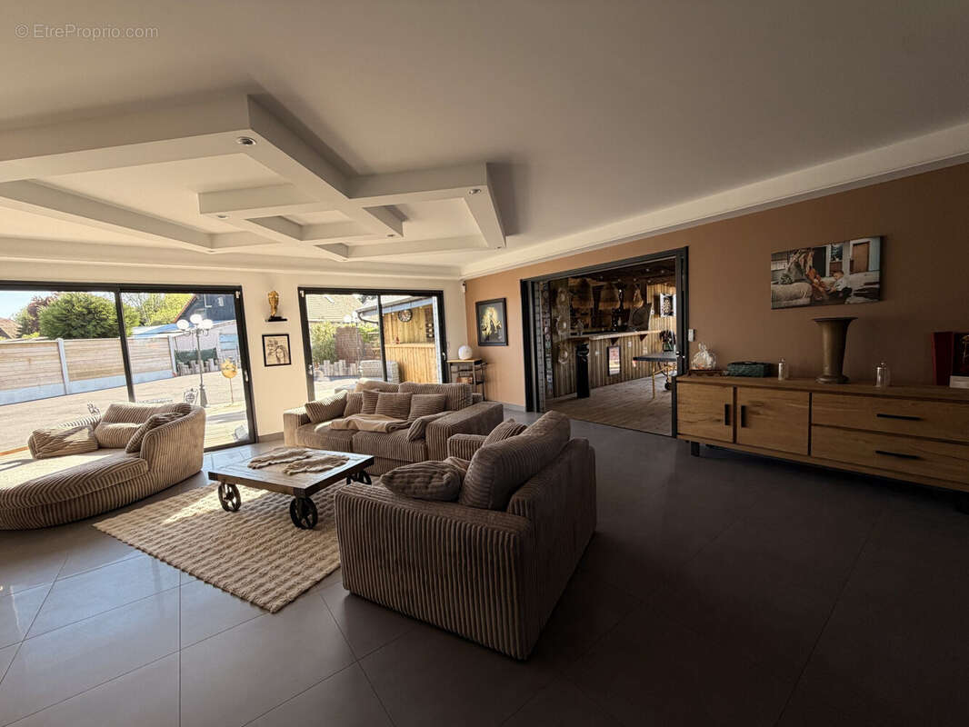 Maison à ENVERMEU