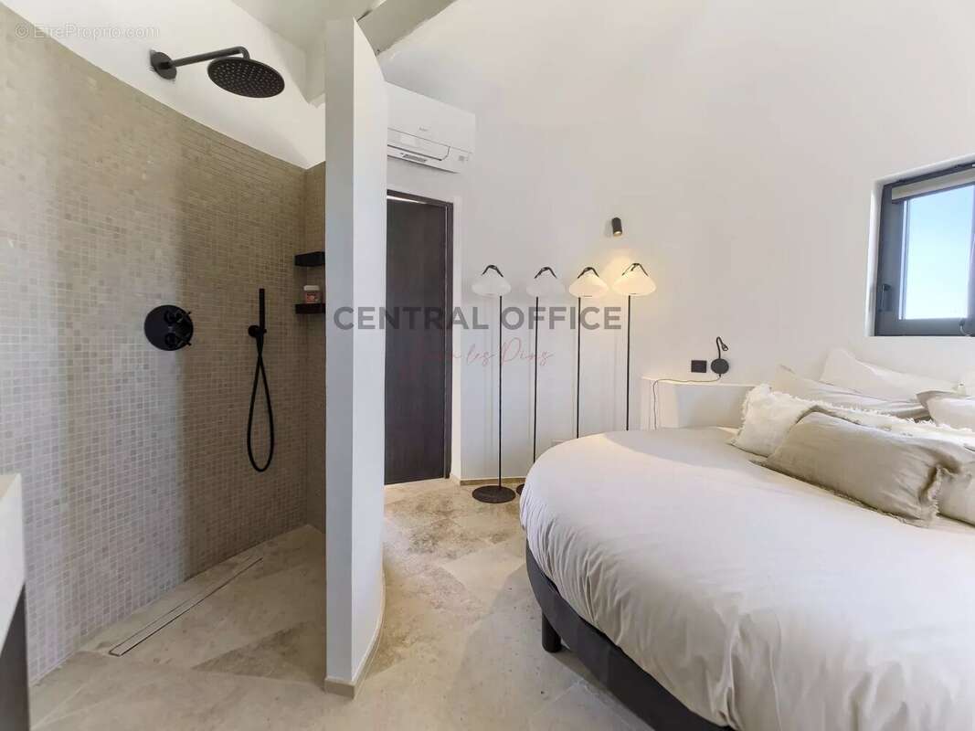 Maison à ANTIBES