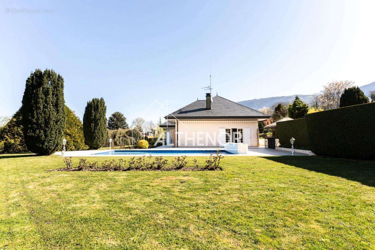 Maison à ARCHAMPS