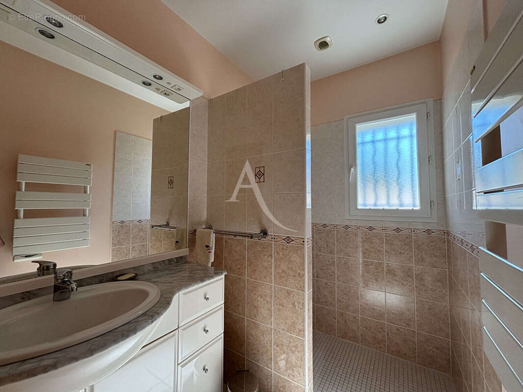 Maison à LONGEVILLE-SUR-MER