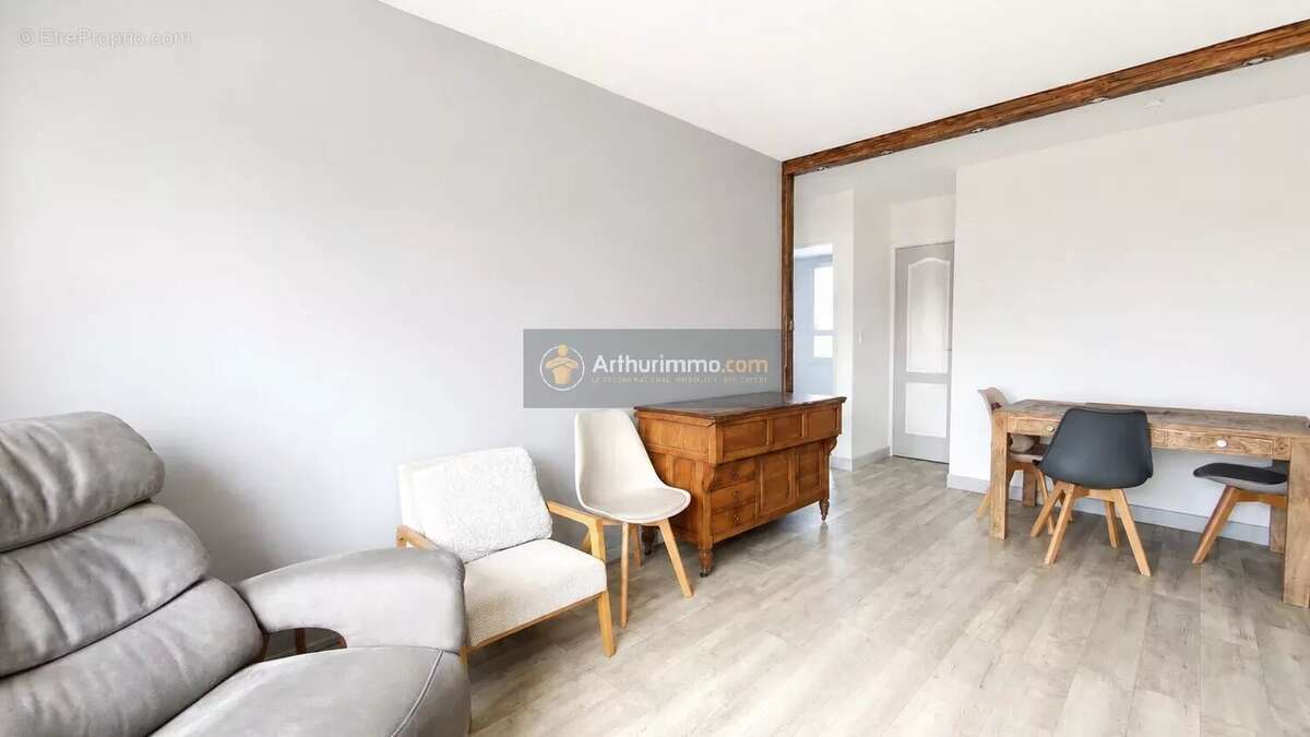 Appartement à FREJUS