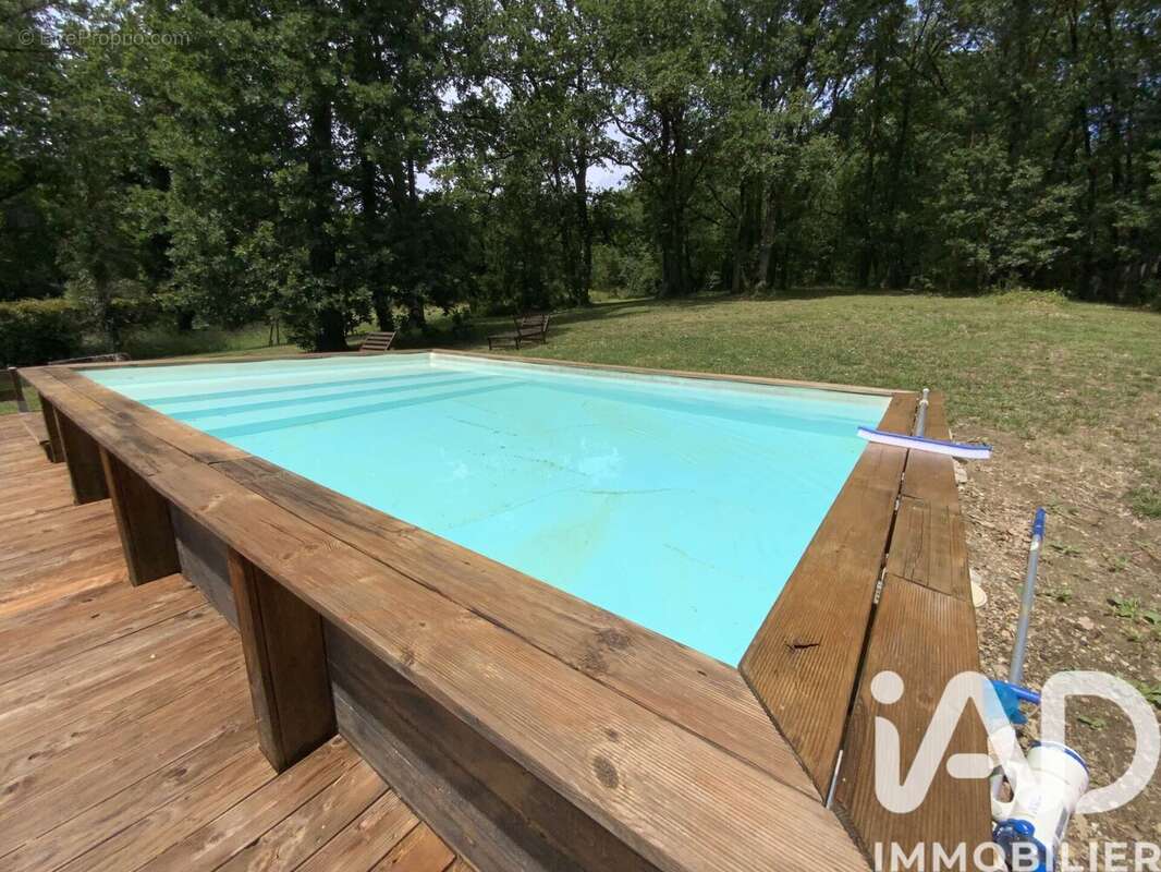 Maison 165 m² à Bouloc  - photo 2