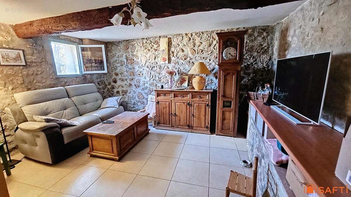 Photo 9 - Maison à SALERNES