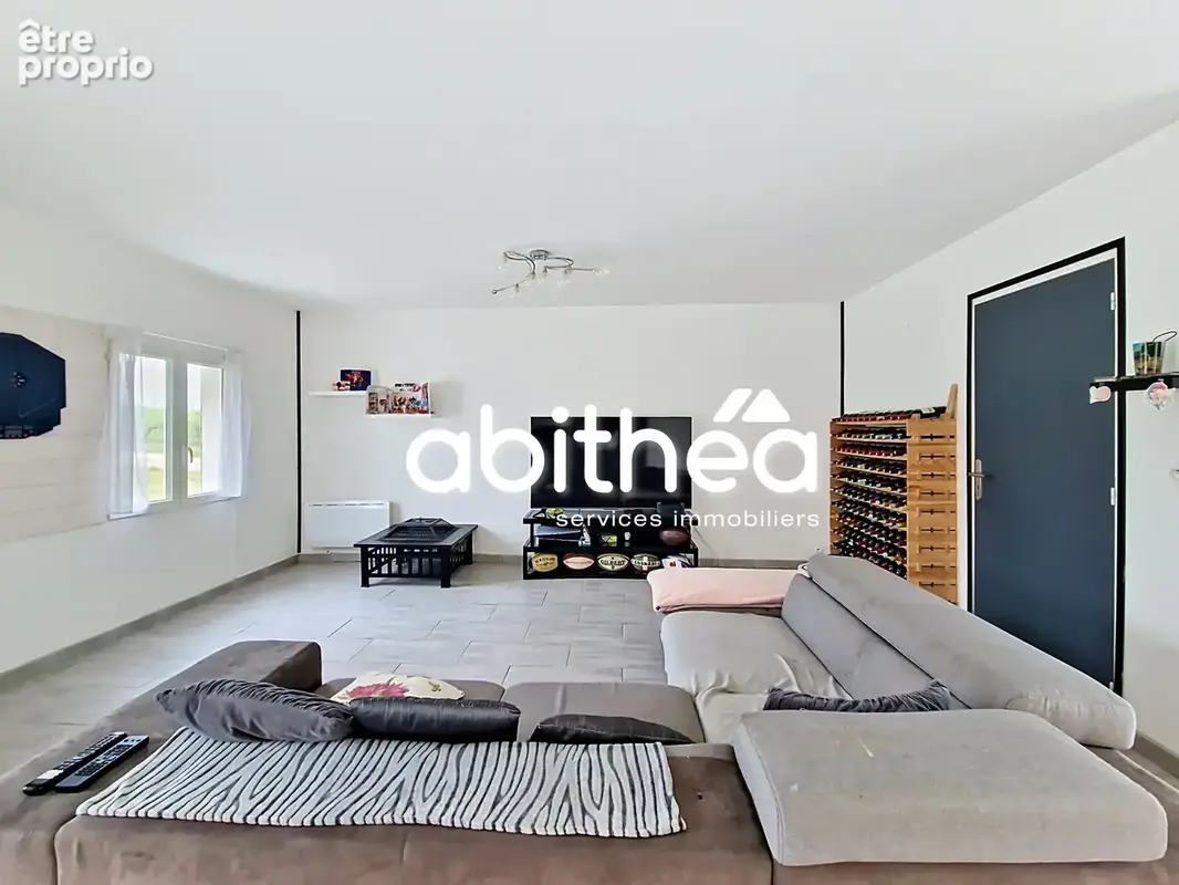 plain pied de 2 chambres  84m2 hab  1050m2 terrain  Saint André de Lidon - photo 7