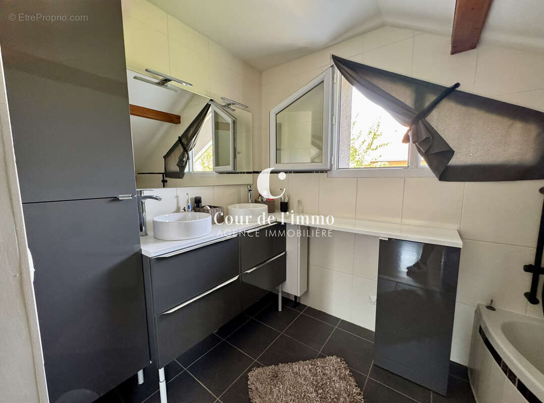 Maison individuelle à VETRAZ-MONTHOUX - photo 14