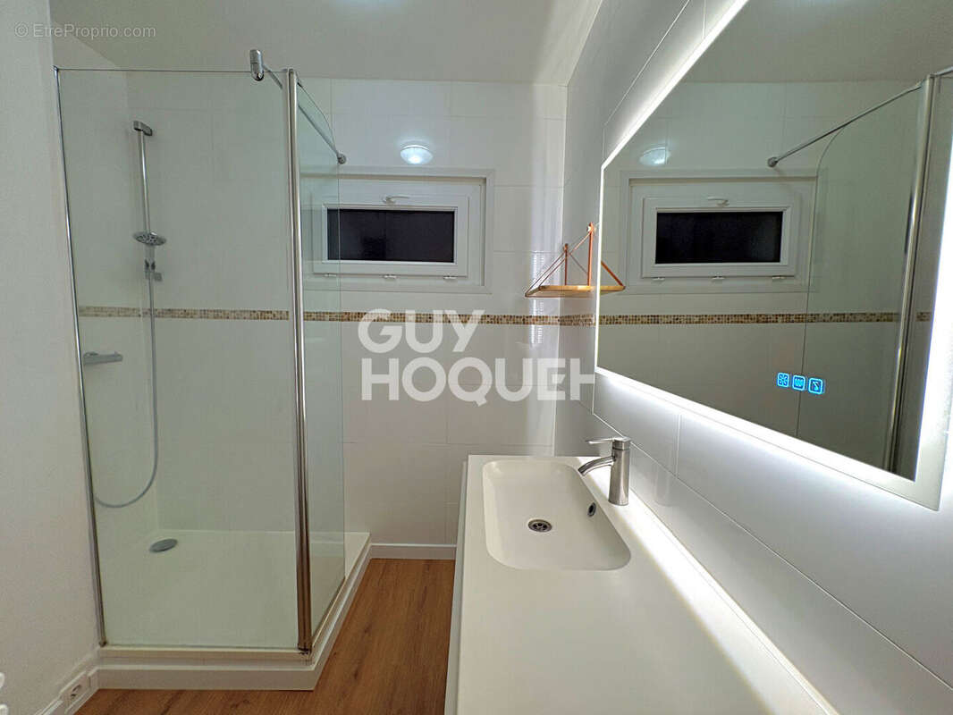 Appartement à SAINT-SEBASTIEN-SUR-LOIRE