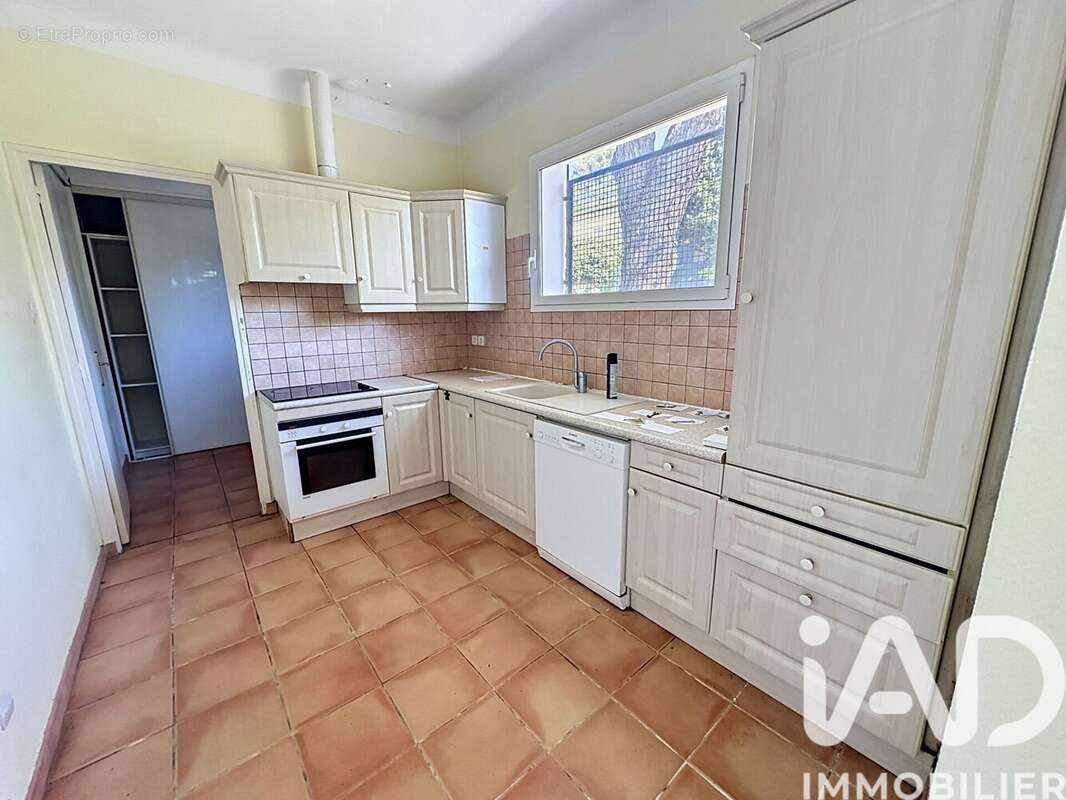 Maison 93 m² à Carnoux-En-Provence  - photo 6