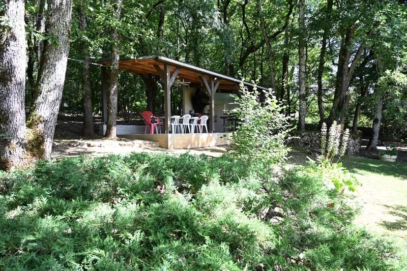 Maison familiale de 180 m2 habitables situé dans un environnement exceptionnel ! - photo 8