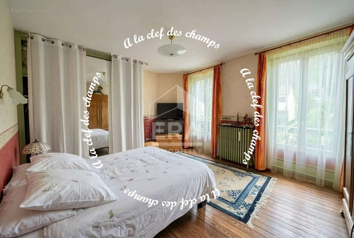 Maison à GIF-SUR-YVETTE