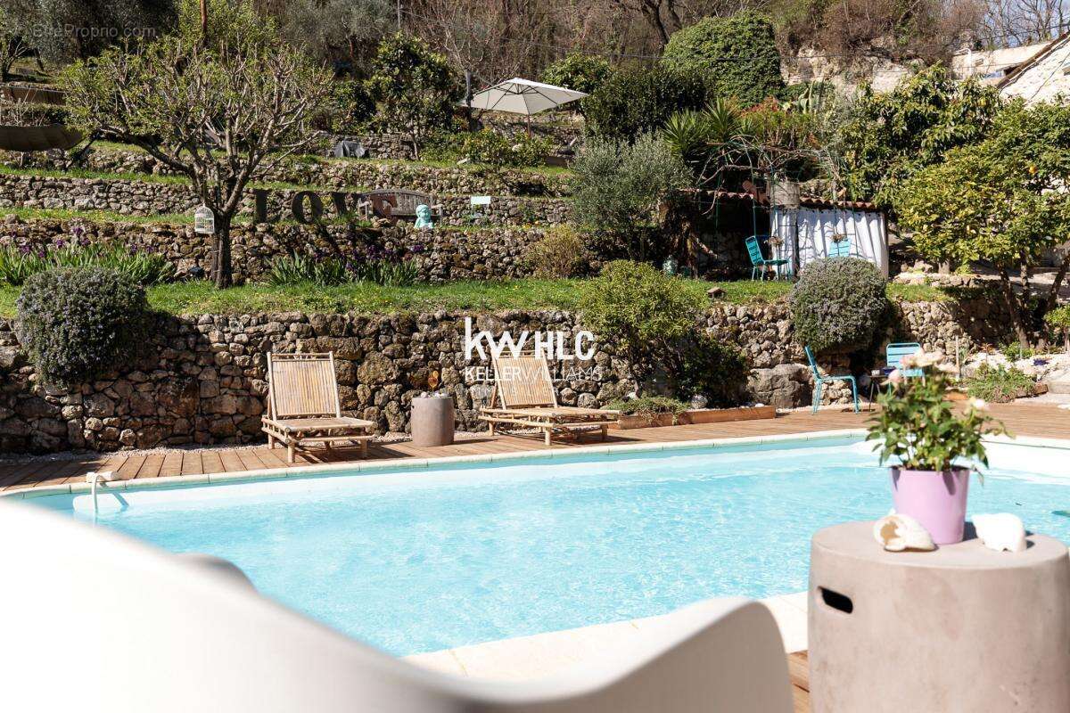 Maison à LE BAR-SUR-LOUP