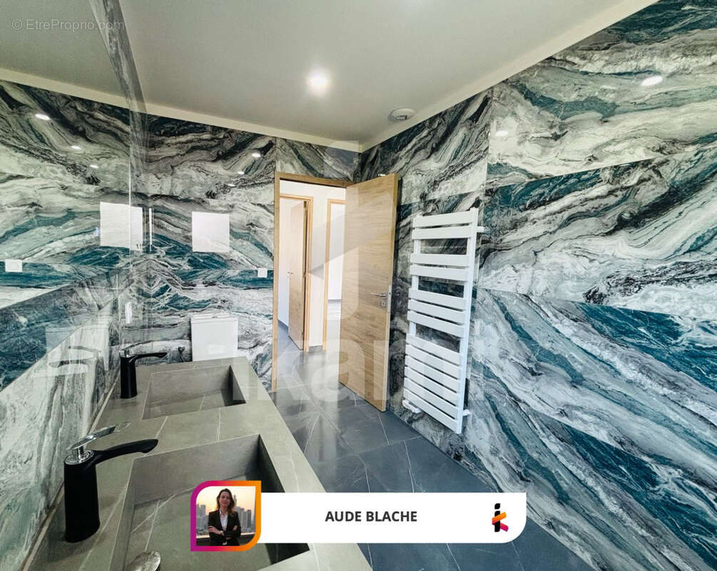 Maison à CHANOS-CURSON