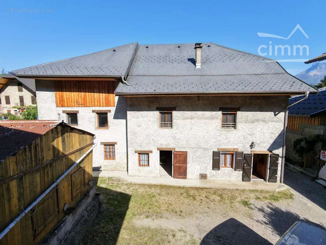 Maison à VILLARD-LEGER