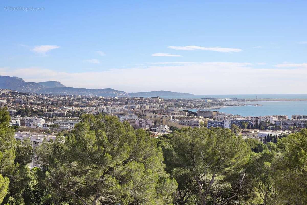 Appartement à CAGNES-SUR-MER
