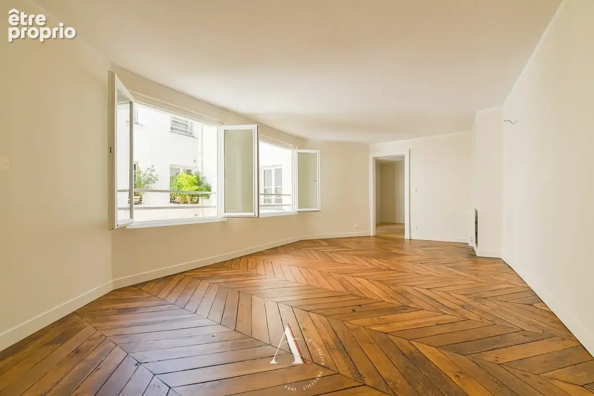 Photo Appartement à Paris-1e au prix de 670 000€