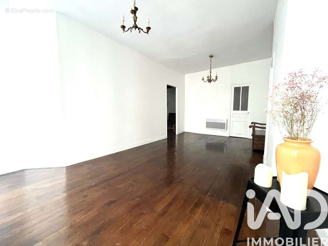 Photo 3 - Appartement à PARIS-2E