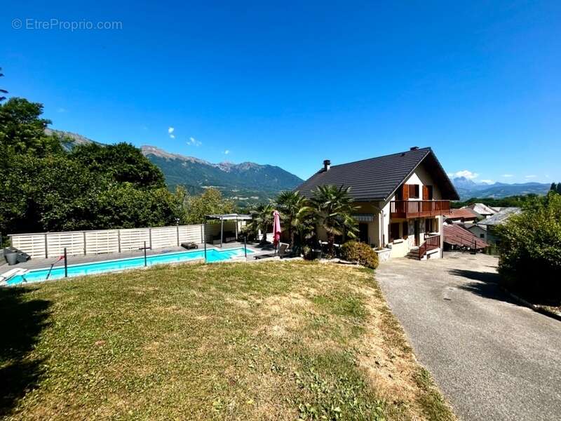SAINTE HELENE SUR ISERE (73) Maison de 146 m2 - Terrain de 1500 m2 - photo 3