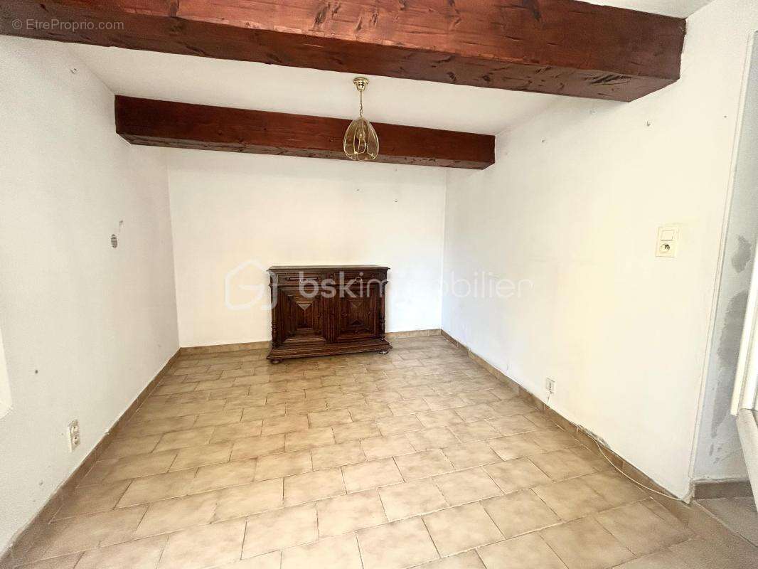 Maison à BEZOUCE