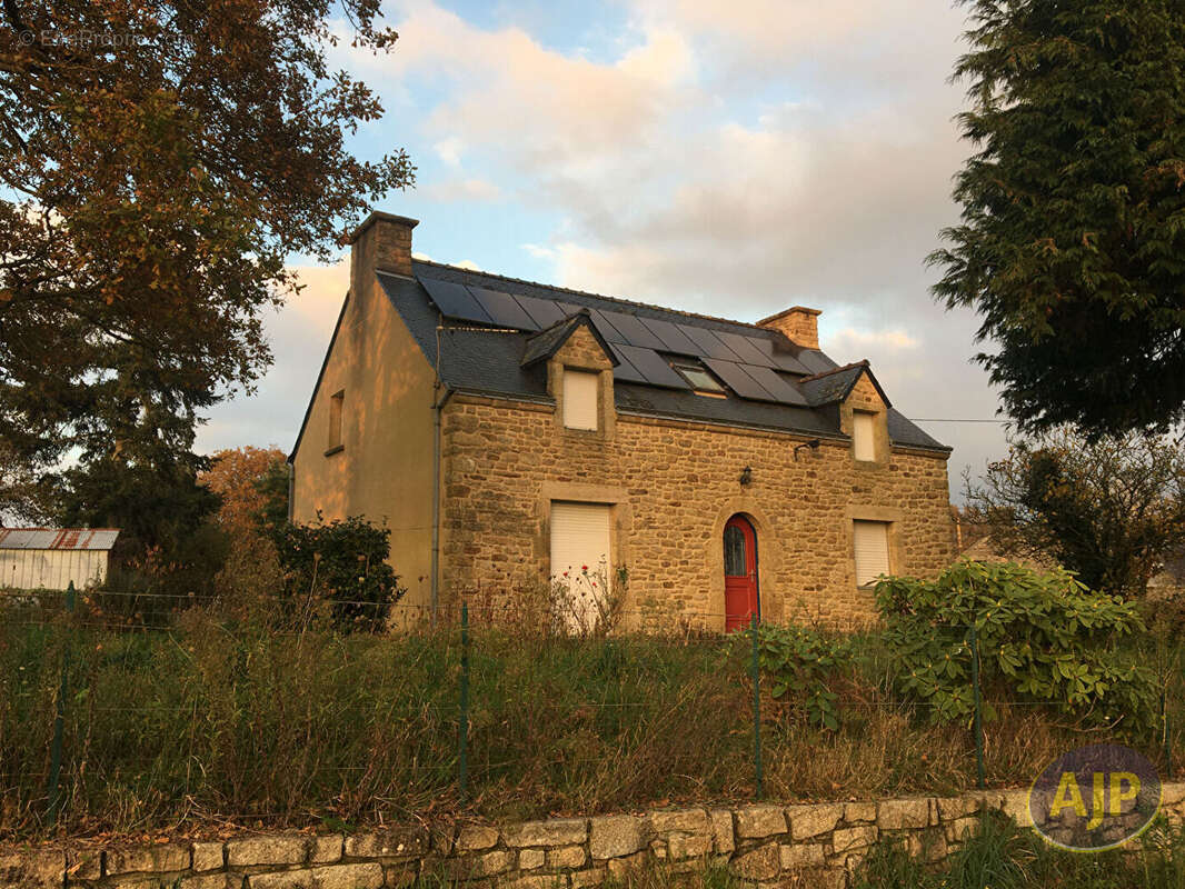 Maison à PEAULE