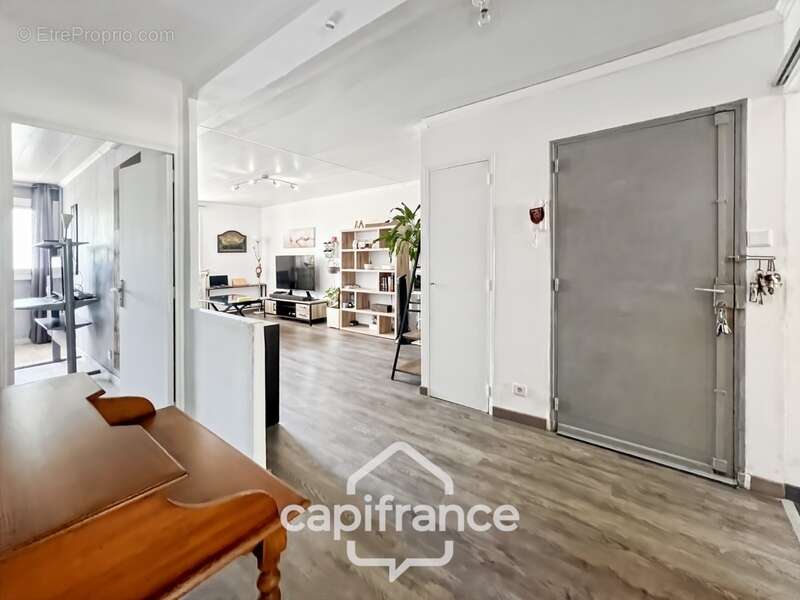 Appartement à LA FARLEDE
