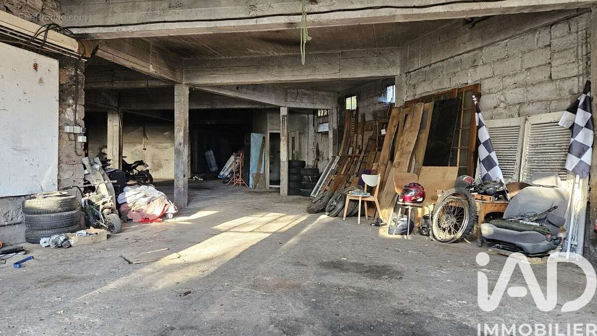 Photo 7 - Parking à MAURS