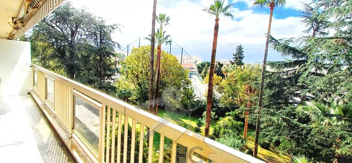 Appartement à CANNES