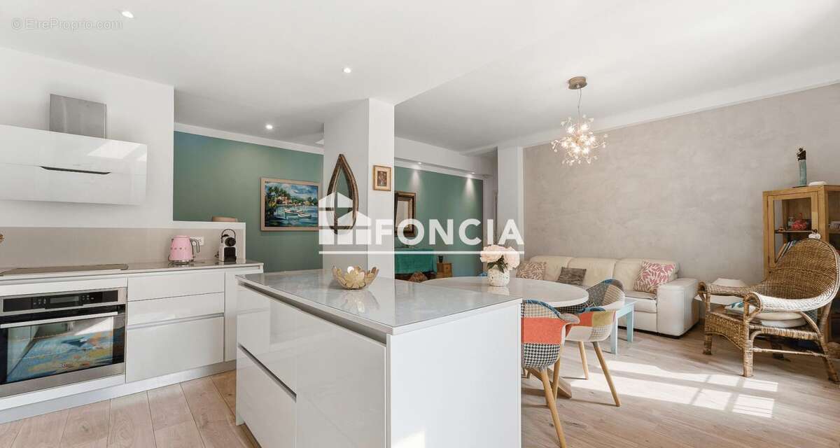 Appartement à MENTON