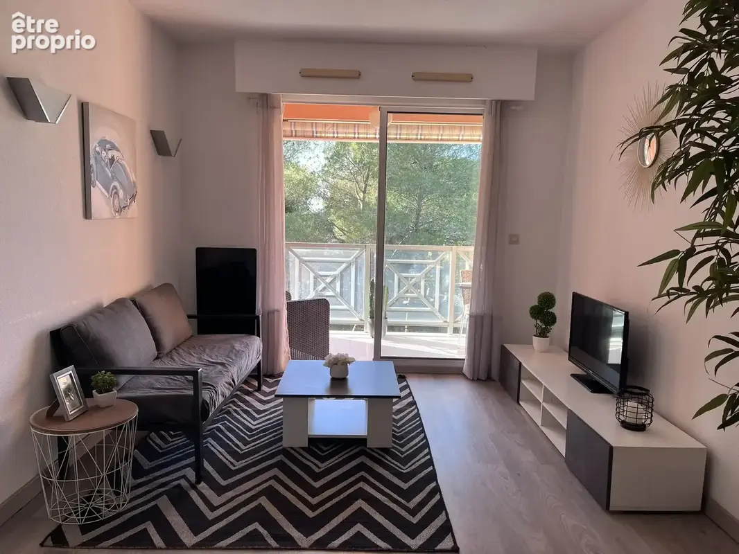 Appartement à SAINT-RAPHAEL