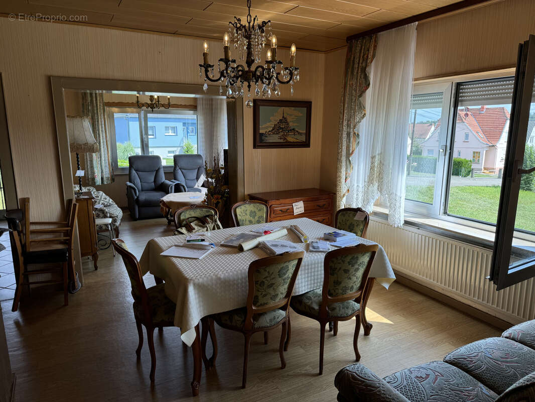 Maison à SARREINSMING