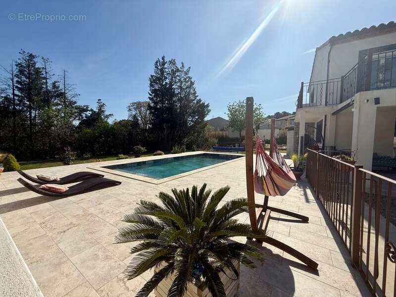 Maison à VILLEMOUSTAUSSOU