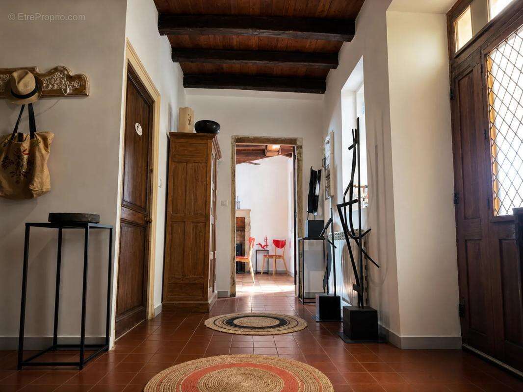 Maison 6 pièces de 143 m² à Moussac - photo 7