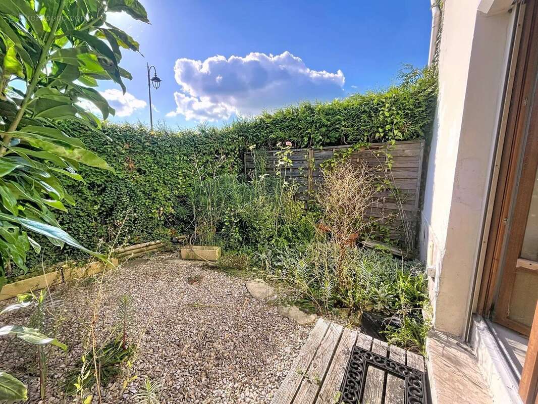 Maison à MONAMPTEUIL