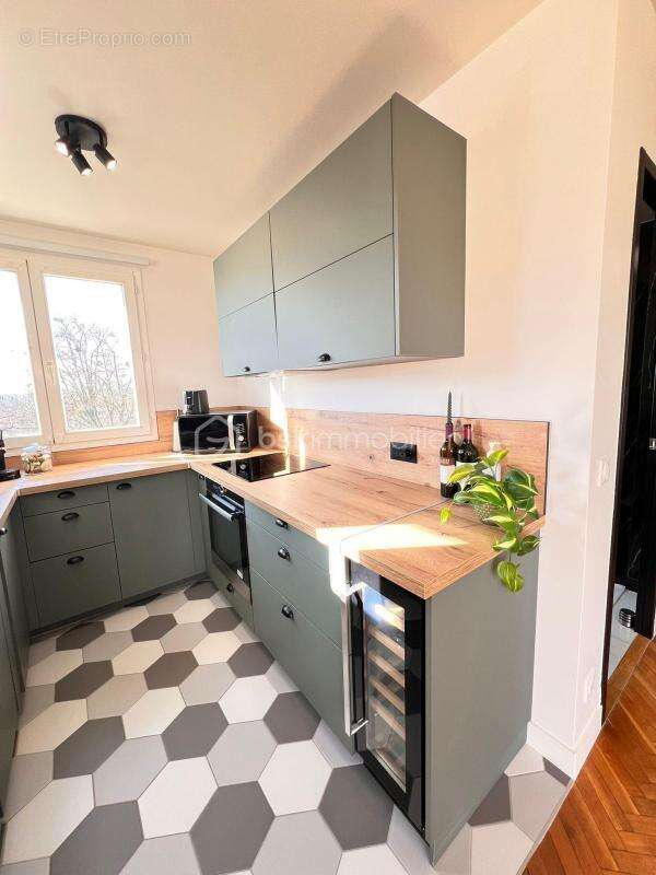 Appartement à FRESNES