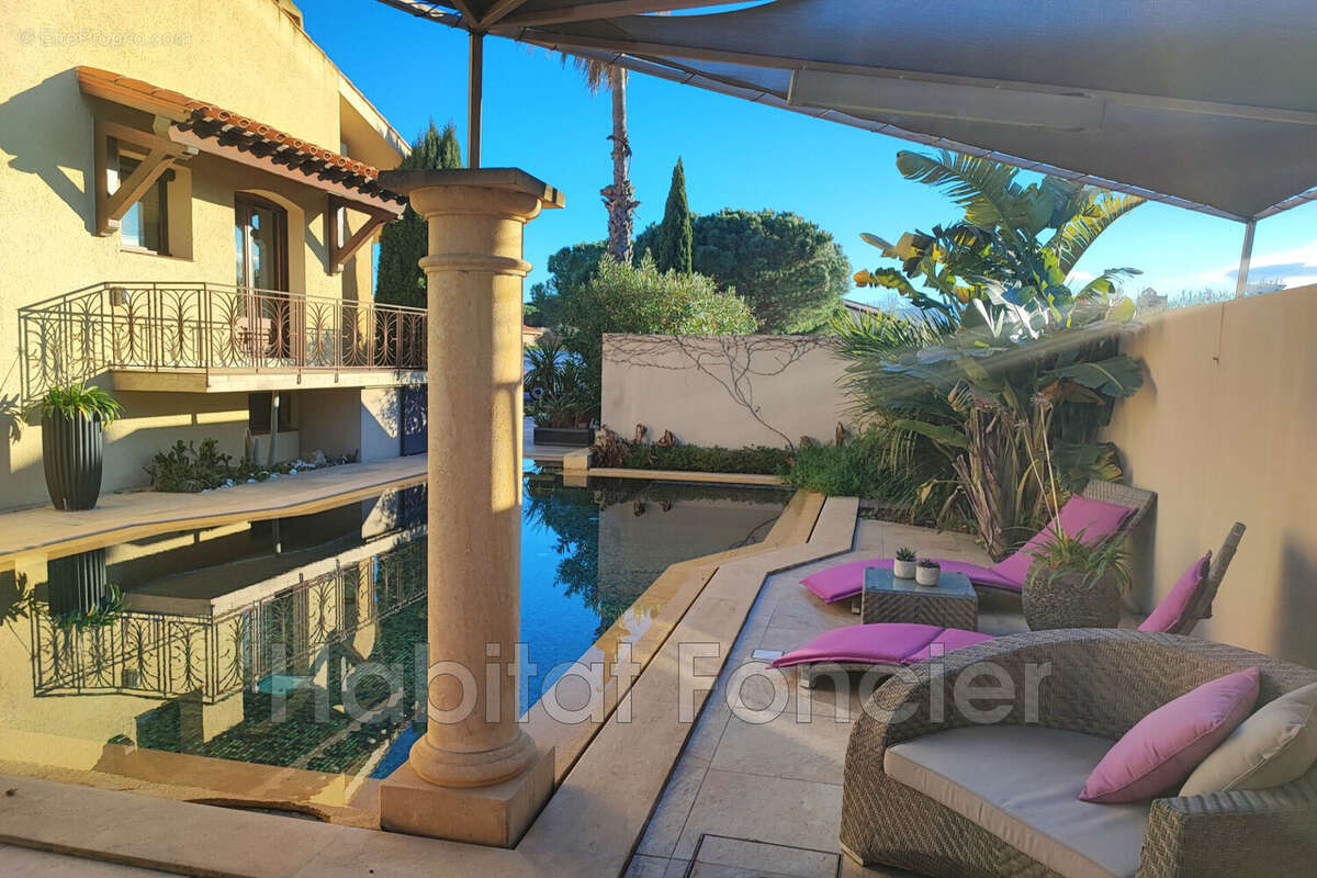 Maison à SAINT-CYPRIEN