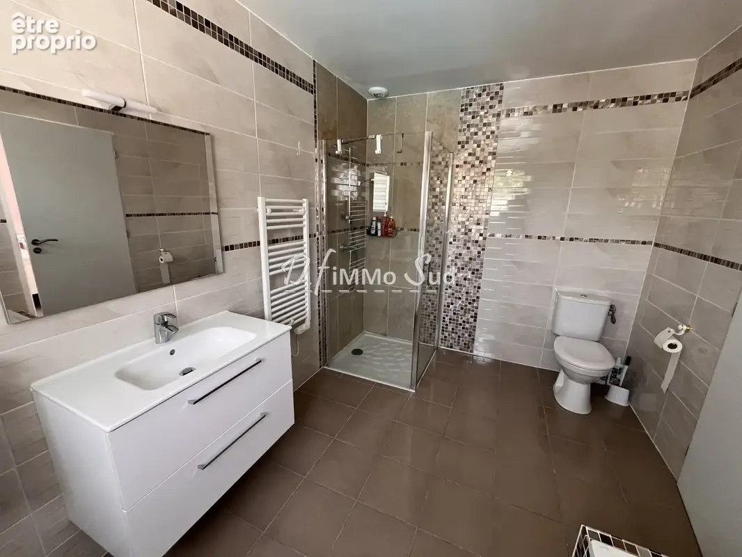 Maison Plain-Pied T4 avec garage, extérieur et piscine - photo 15