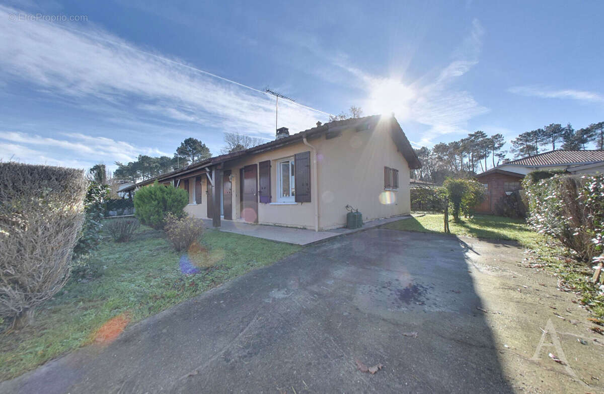 Maison à MAGESCQ