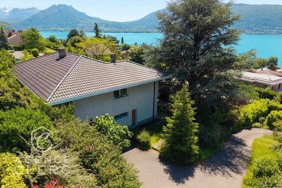 Maison à VEYRIER-DU-LAC