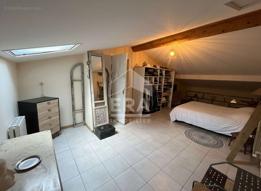 Maison à PERNES-LES-FONTAINES