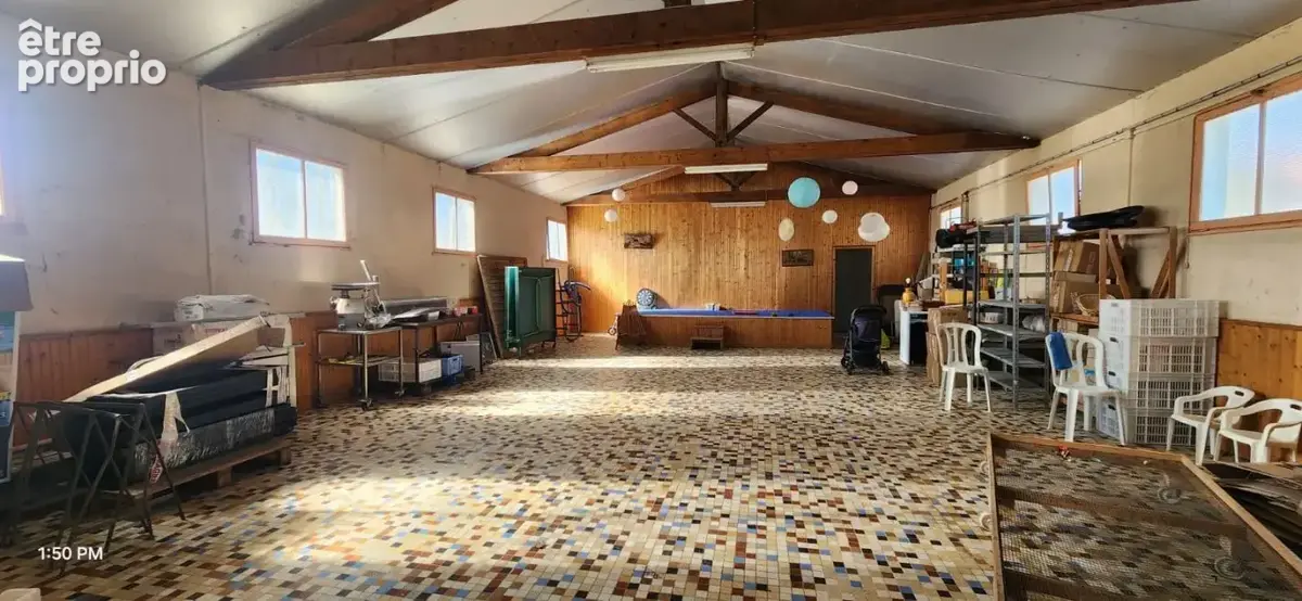 Maison 645 m² à Largeasse  - photo 2